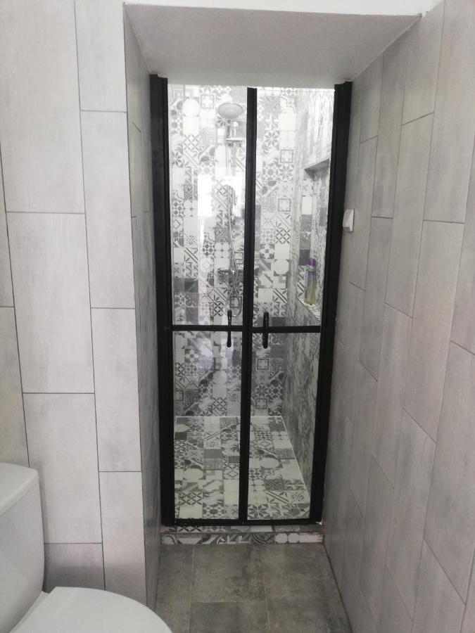 Apartament Brezoi Apartment Bagian luar foto